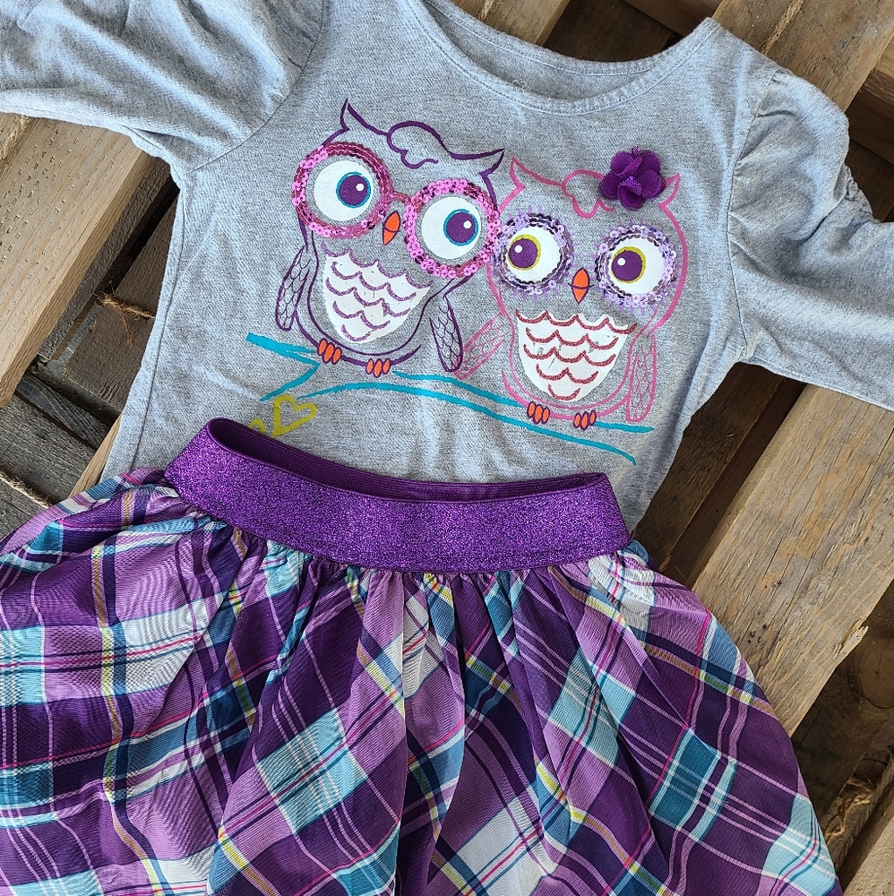 Skirt outfit